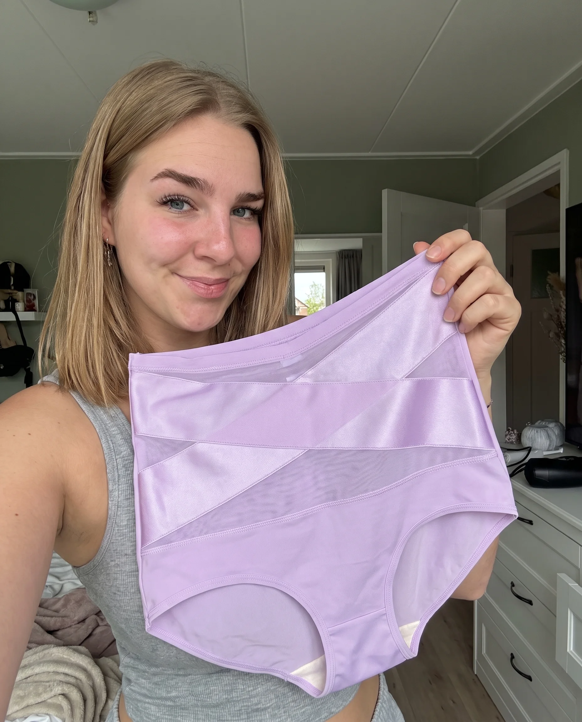 Chloe B. review